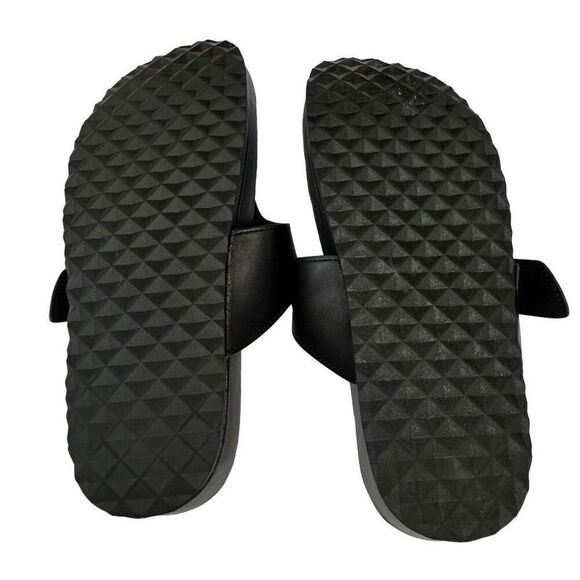 NWOT Aerosoles Flipflop Sandals Women's Size 7 Black Faux Leather Molded Footbed - Picture 9 of 9